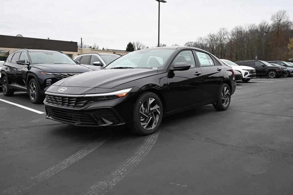 new 2025 Hyundai Elantra car, priced at $23,984