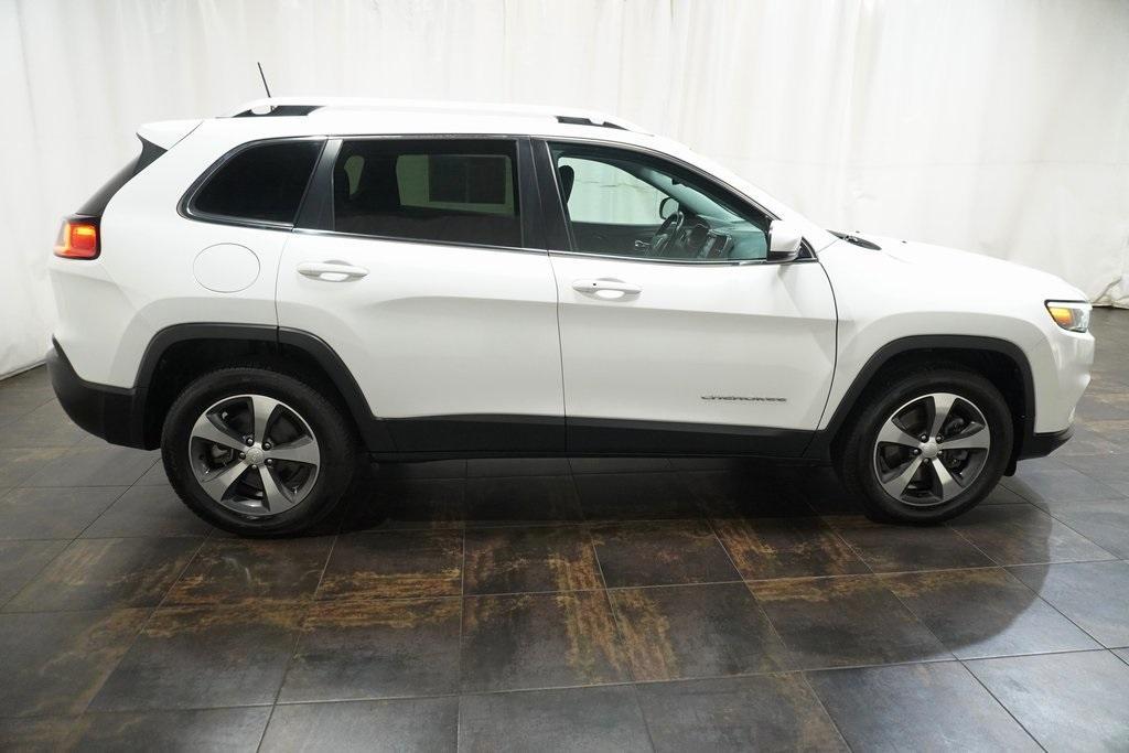 used 2019 Jeep Cherokee car, priced at $19,995