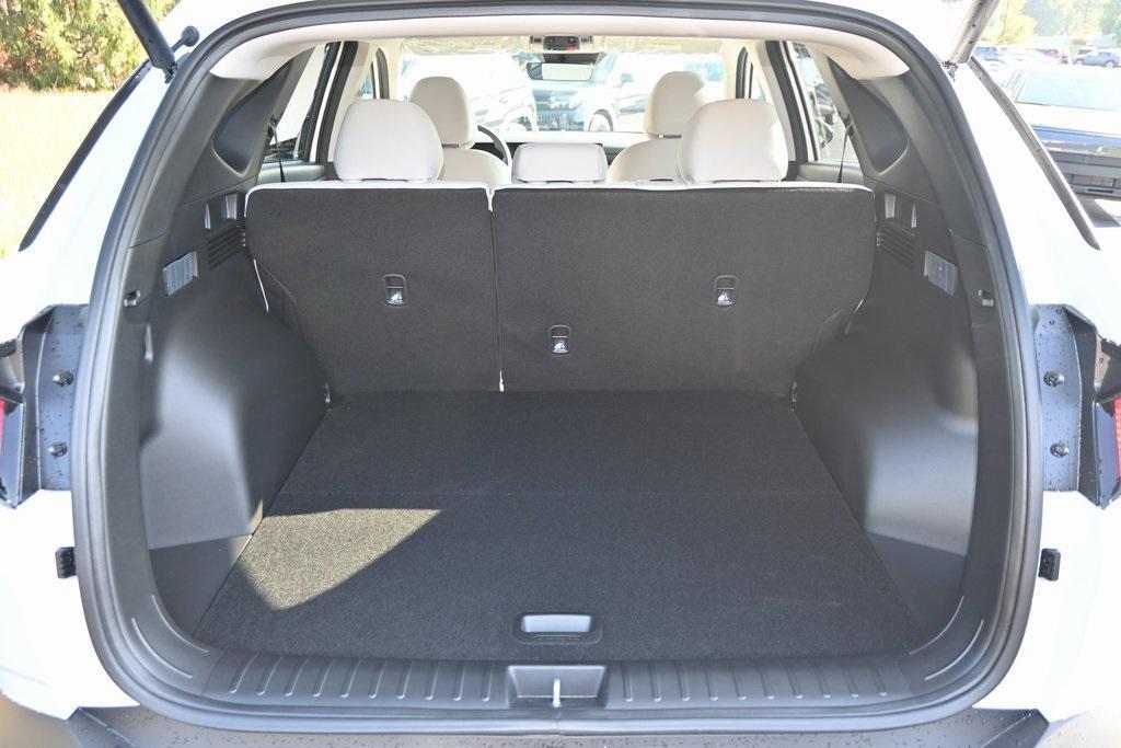 new 2026 Hyundai Tucson car, priced at $32,544