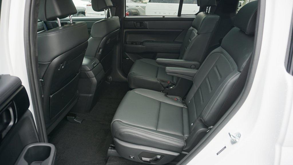 new 2026 Hyundai SANTA FE HEV car, priced at $47,483