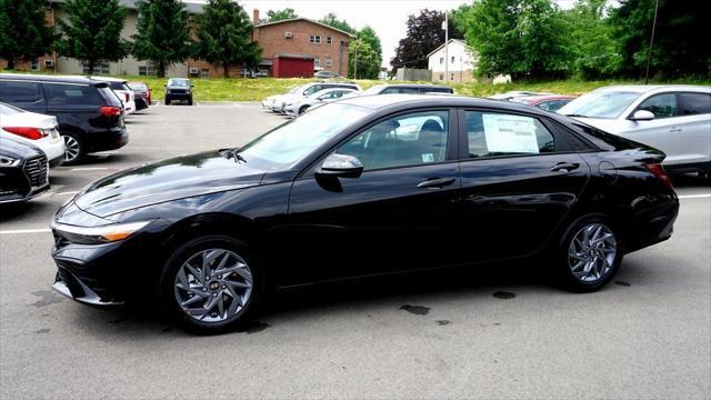 new 2024 Hyundai Elantra car, priced at $25,310