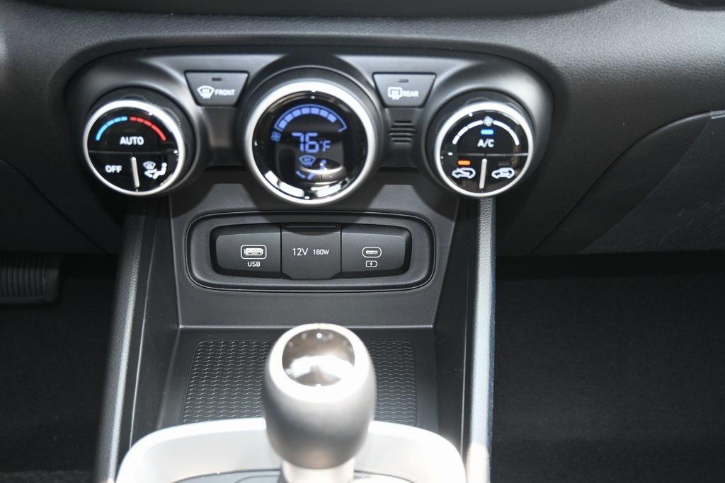 new 2025 Hyundai Venue car, priced at $22,966