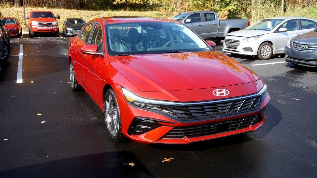 new 2025 Hyundai Elantra car, priced at $25,902