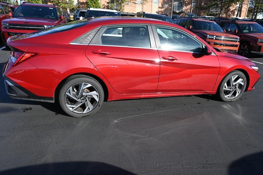 new 2024 Hyundai Elantra car, priced at $25,060