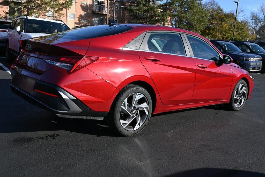 new 2024 Hyundai Elantra car, priced at $25,060