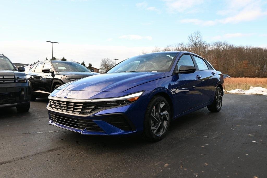 new 2025 Hyundai Elantra car, priced at $23,984