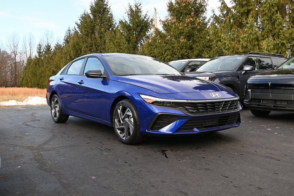 new 2025 Hyundai Elantra car, priced at $23,984