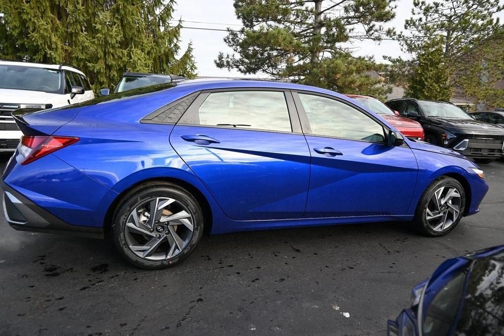 new 2025 Hyundai Elantra car, priced at $23,984