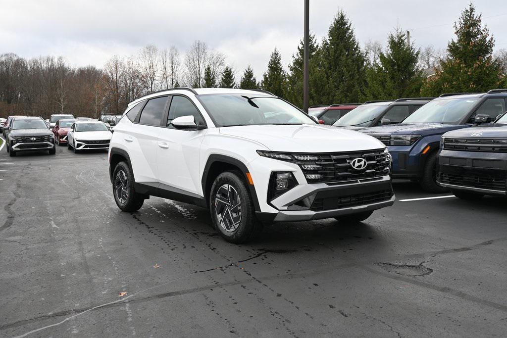 new 2025 Hyundai Tucson Hybrid car, priced at $34,831