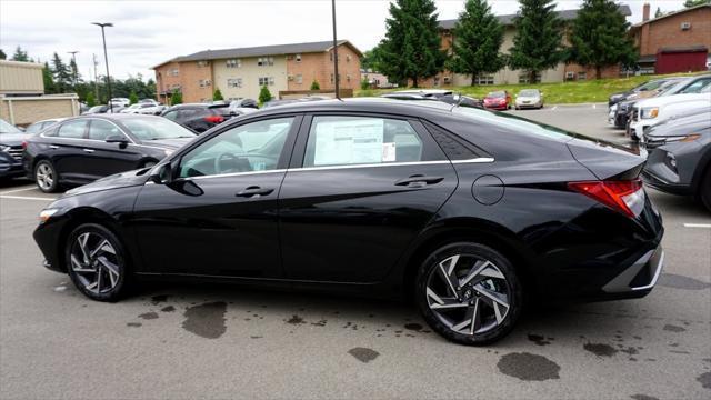 new 2024 Hyundai Elantra car, priced at $27,005