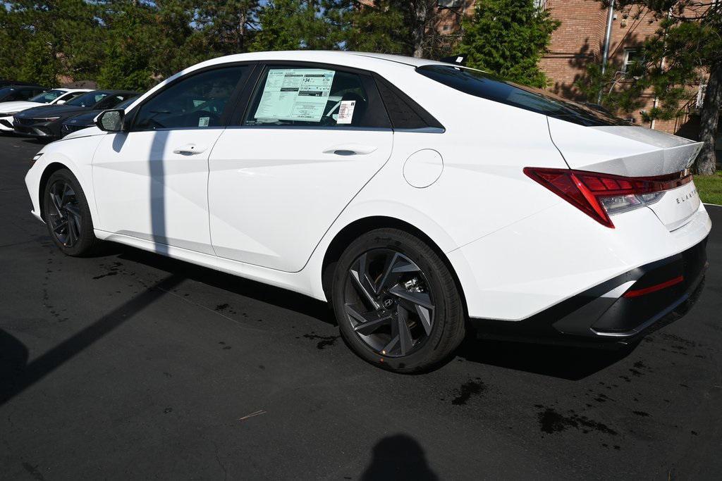 new 2025 Hyundai Elantra car, priced at $25,902