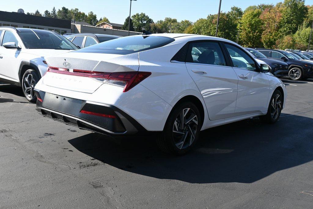 new 2025 Hyundai Elantra car, priced at $25,902