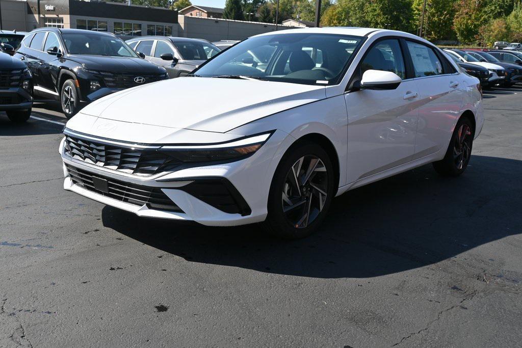 new 2025 Hyundai Elantra car, priced at $25,902