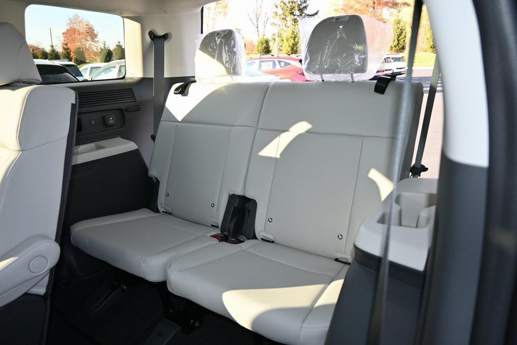 new 2026 Hyundai SANTA FE HEV car, priced at $52,810