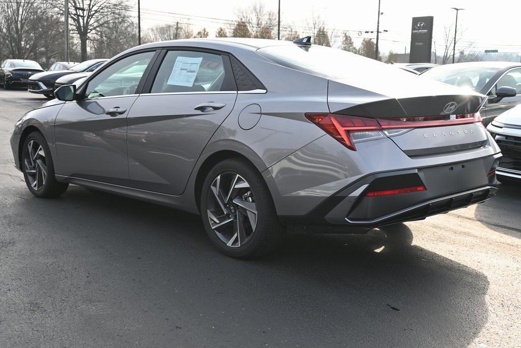 new 2024 Hyundai Elantra car, priced at $25,207