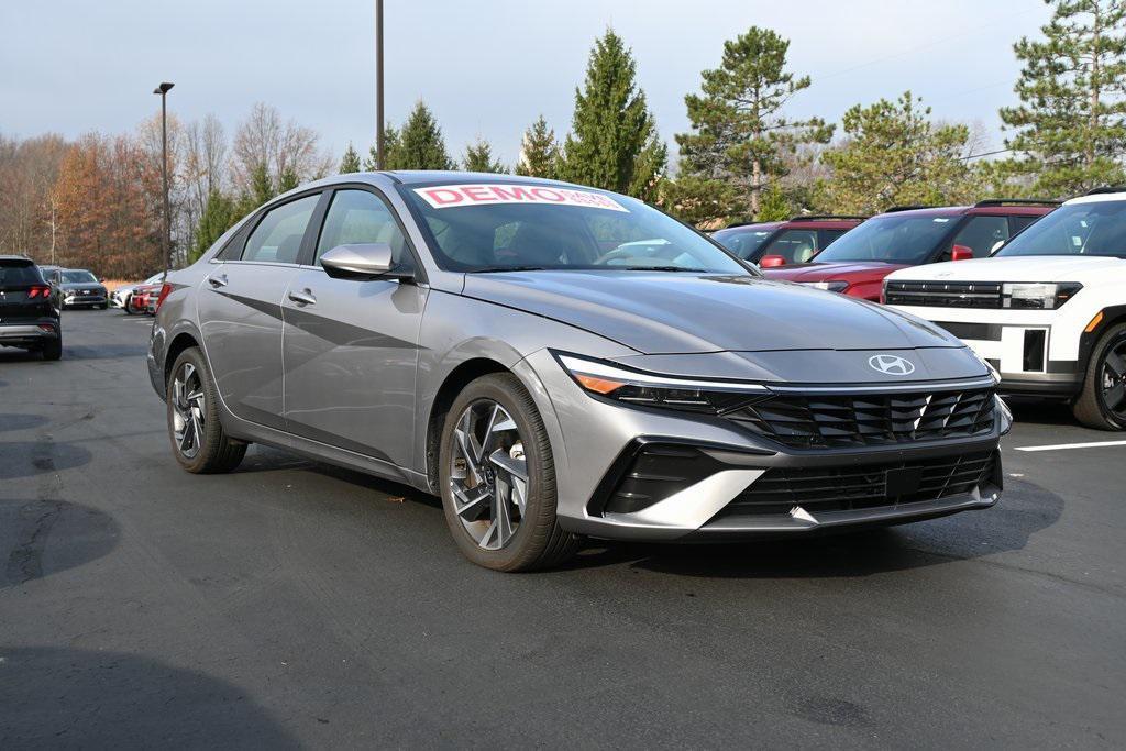 new 2024 Hyundai Elantra car, priced at $25,207