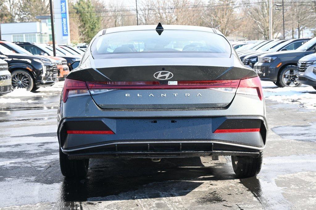 new 2025 Hyundai Elantra car, priced at $26,456