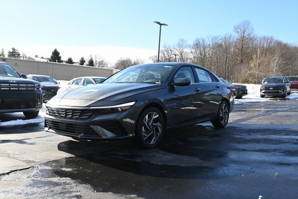 new 2025 Hyundai Elantra car, priced at $26,456