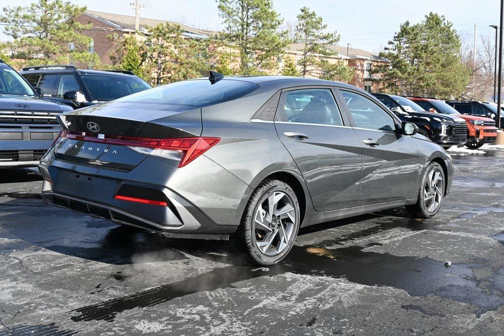 new 2025 Hyundai Elantra car, priced at $26,456