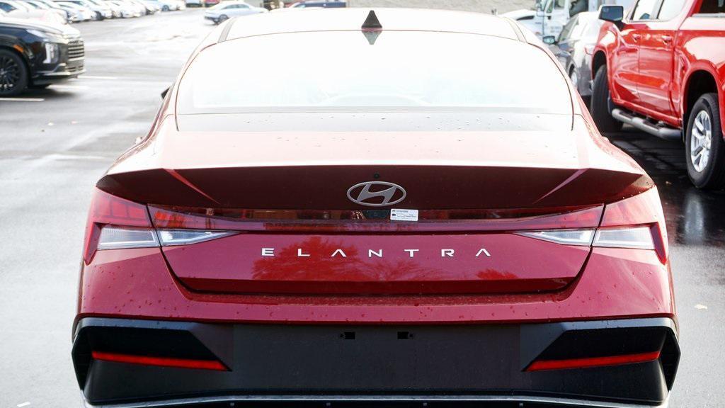 new 2024 Hyundai Elantra car, priced at $24,262