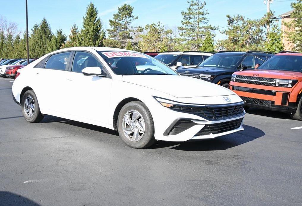 new 2024 Hyundai Elantra car, priced at $22,343