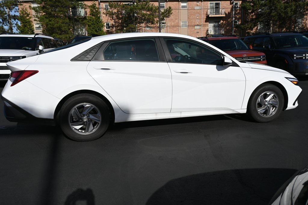 new 2024 Hyundai Elantra car, priced at $22,343