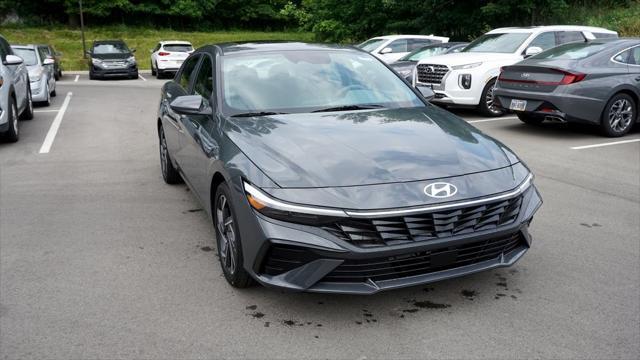 new 2024 Hyundai Elantra car, priced at $26,985