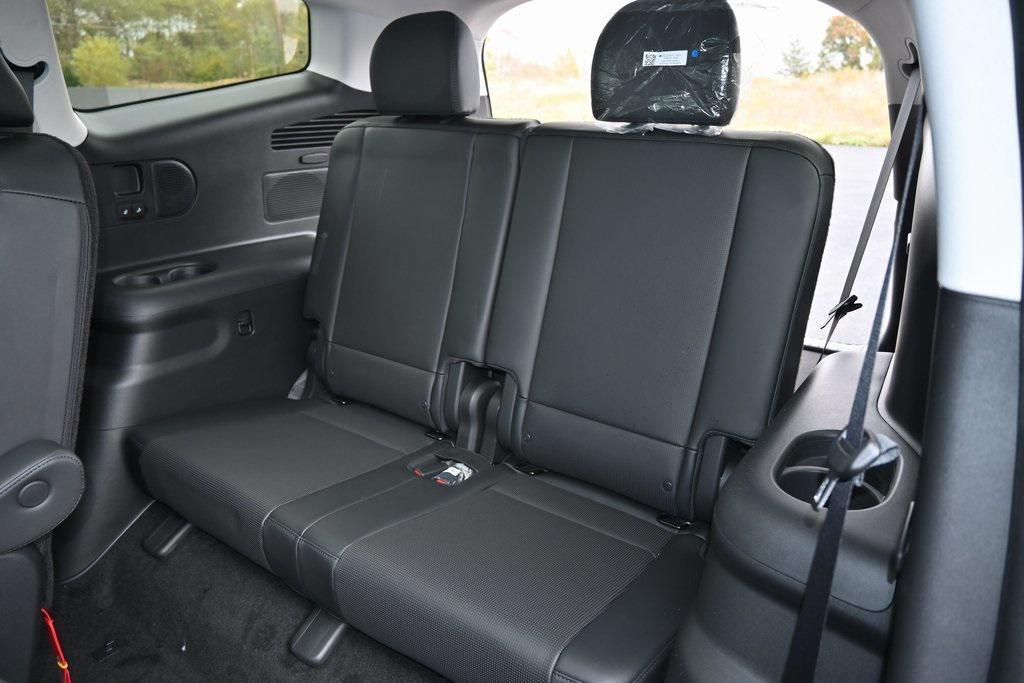 new 2026 Hyundai IONIQ 9 car, priced at $68,770