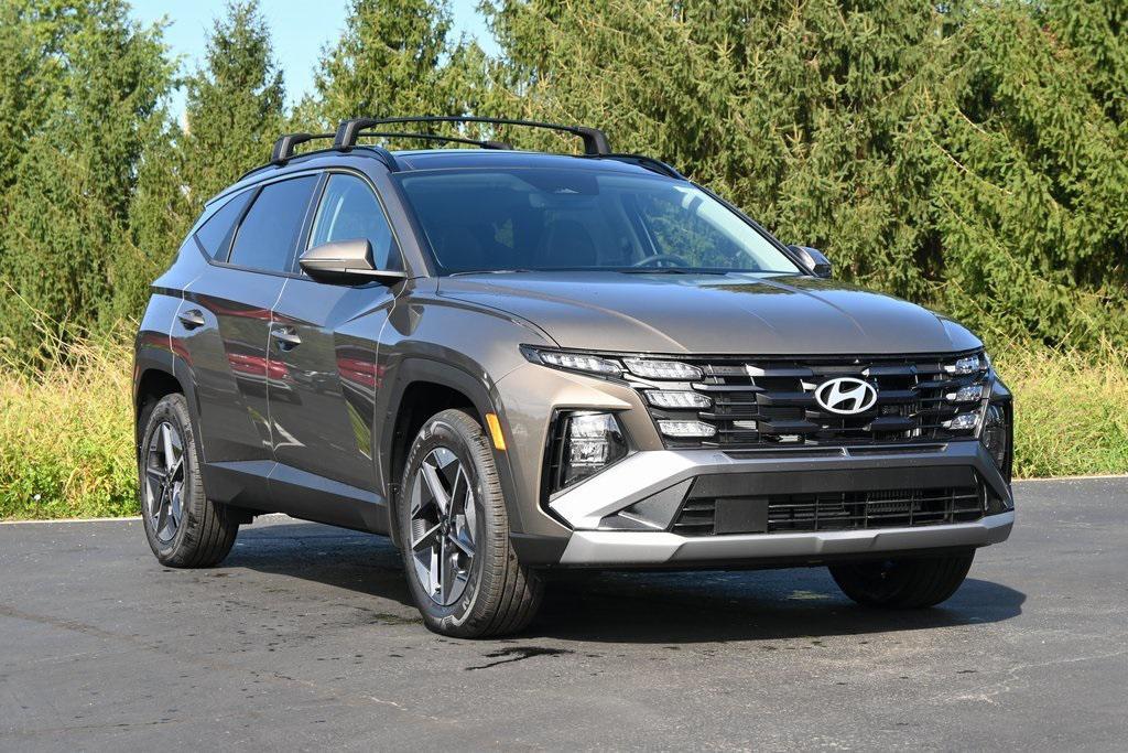 new 2025 Hyundai TUCSON Hybrid car, priced at $36,048