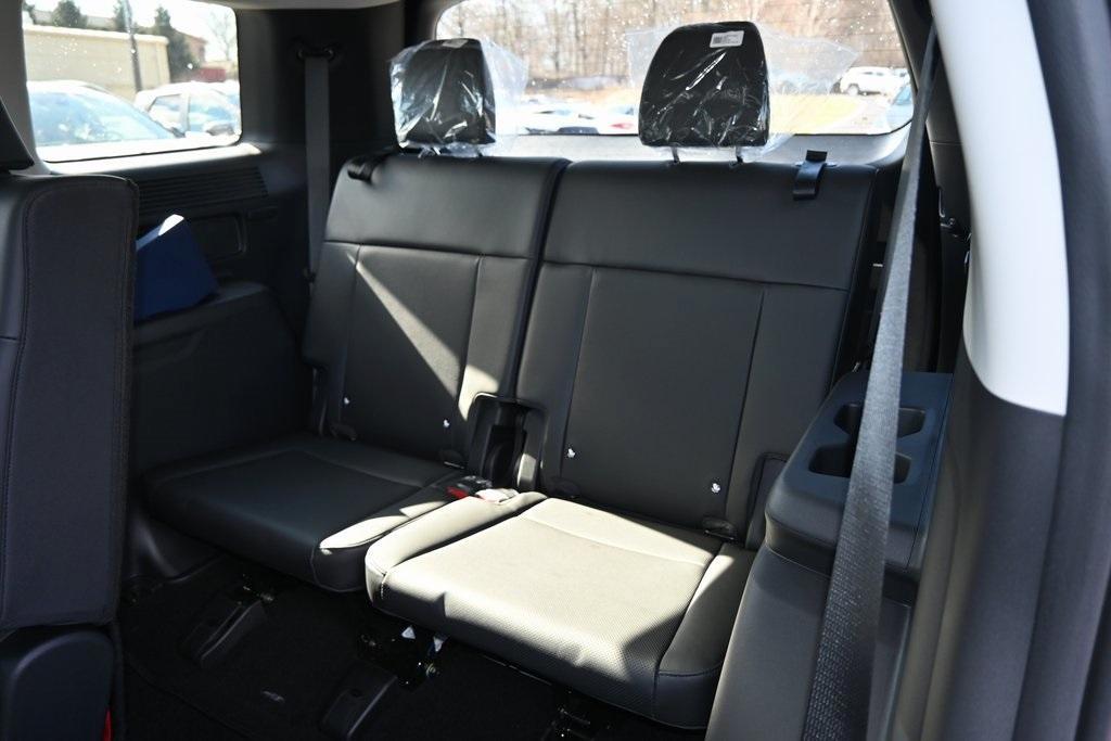 new 2025 Hyundai Santa Fe car, priced at $37,349