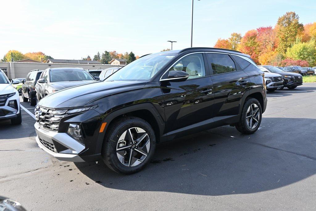 new 2025 Hyundai Tucson car, priced at $35,019