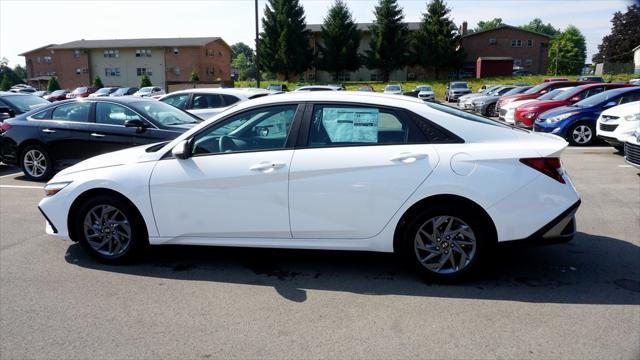 new 2024 Hyundai Elantra car, priced at $24,046