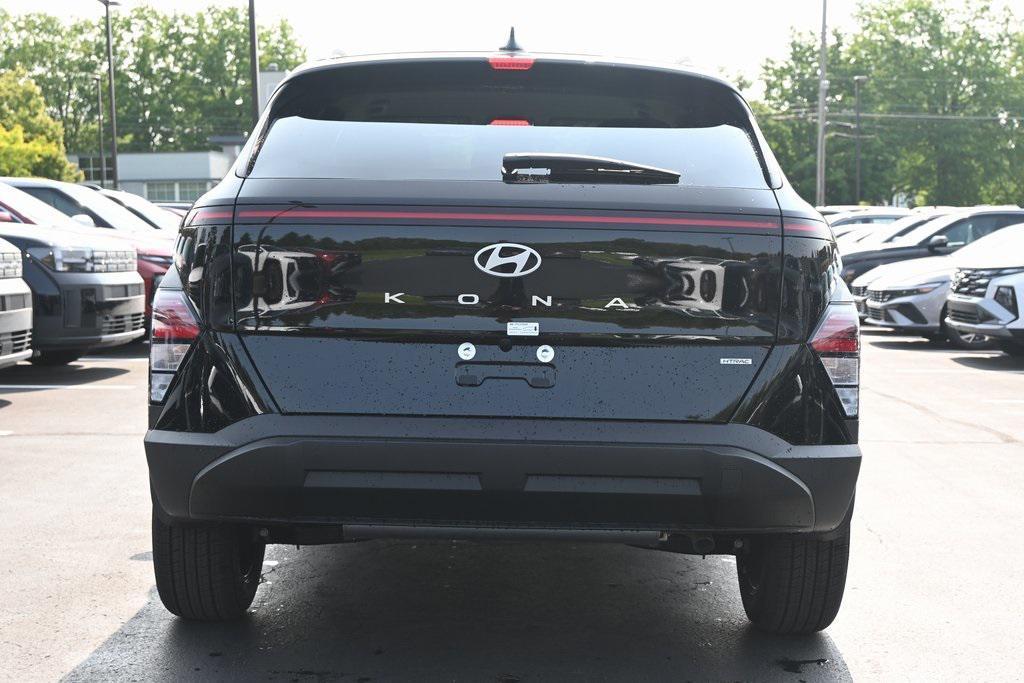 new 2025 Hyundai Kona car, priced at $27,122