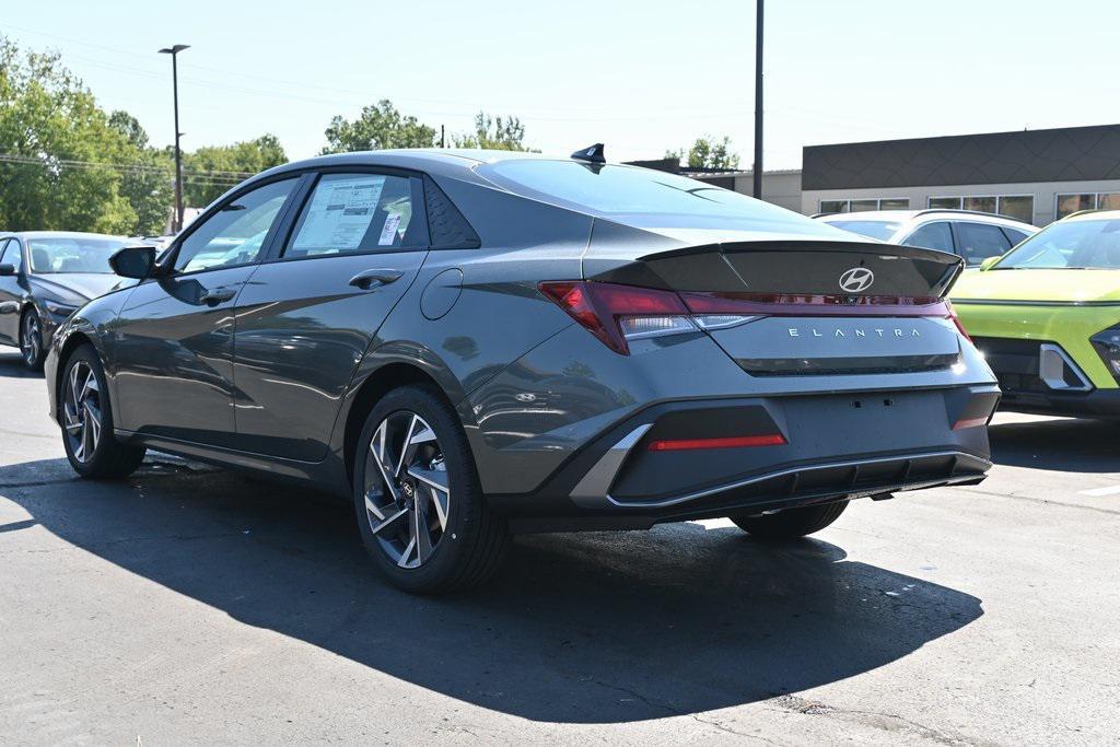 new 2025 Hyundai Elantra car, priced at $23,709