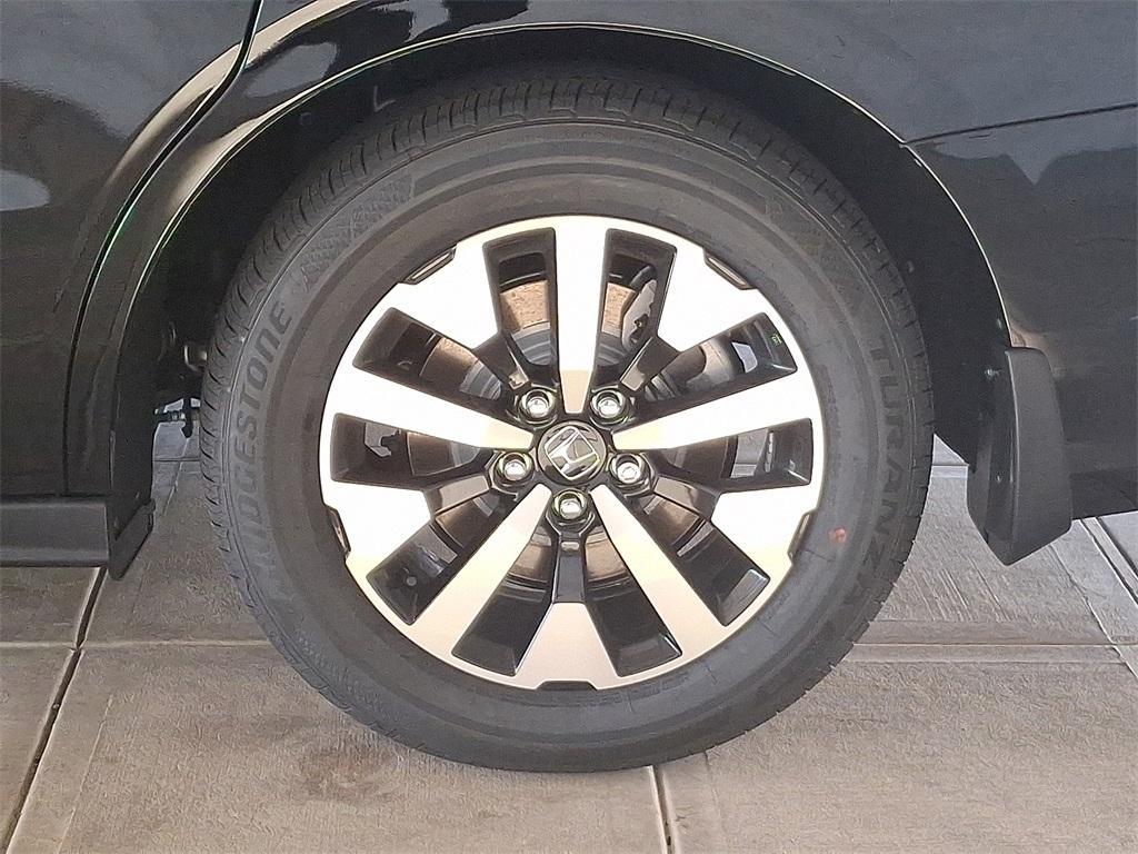 new 2026 Honda Odyssey car, priced at $44,290