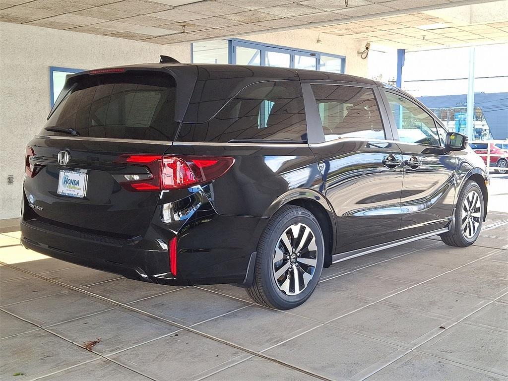 new 2026 Honda Odyssey car, priced at $44,290