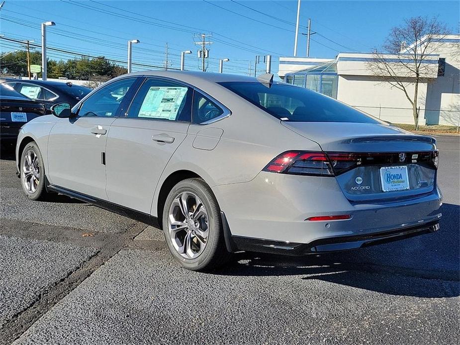 new 2024 Honda Accord Hybrid car