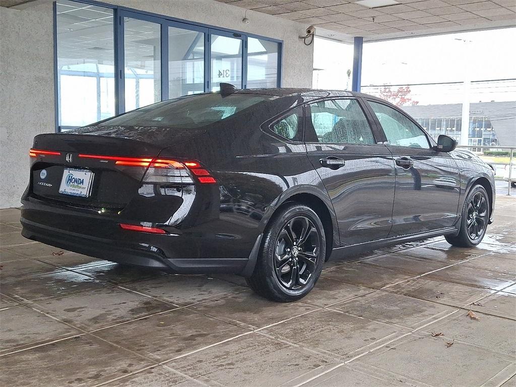 new 2025 Honda Accord car, priced at $31,755