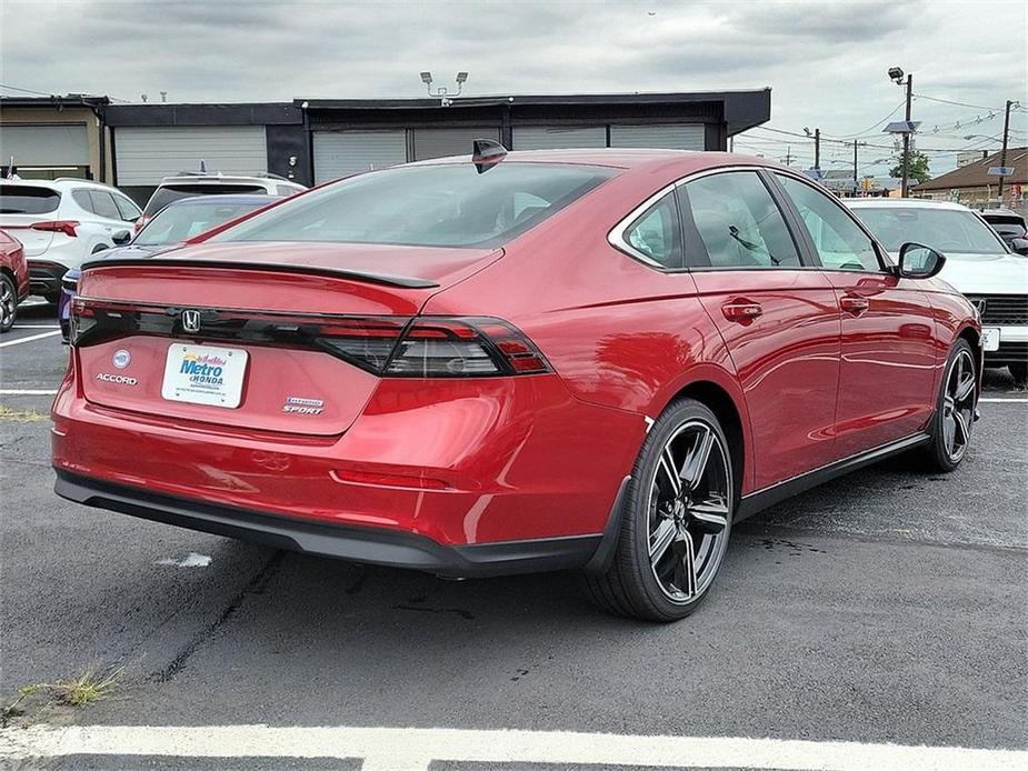 new 2024 Honda Accord Hybrid car