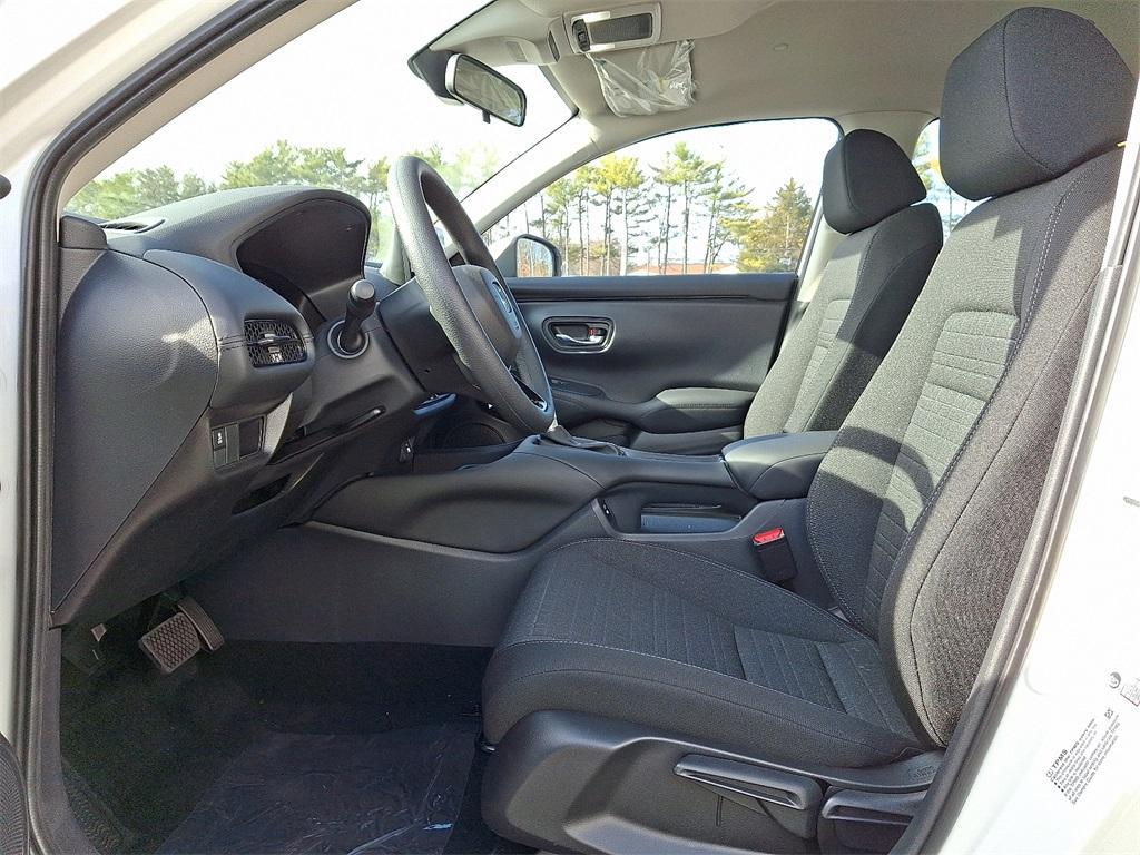 new 2025 Honda HR-V car, priced at $28,750