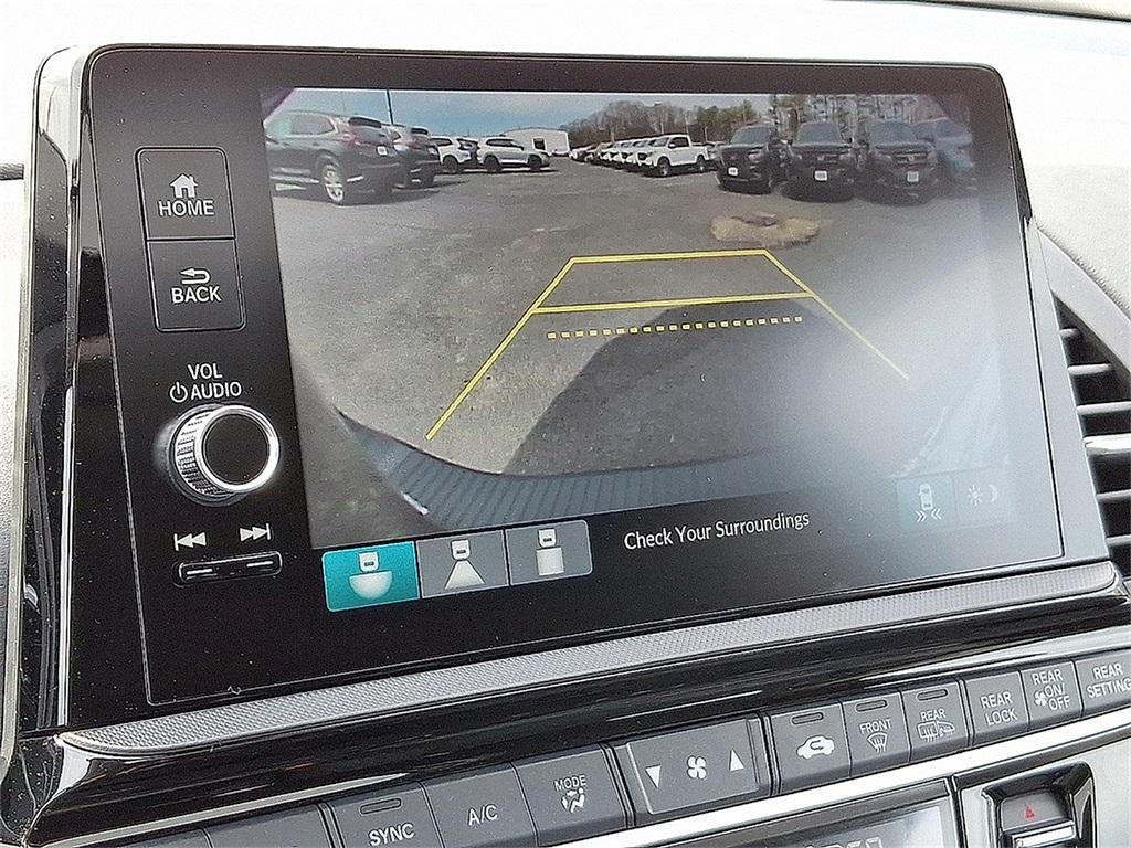new 2025 Honda Odyssey car, priced at $43,670