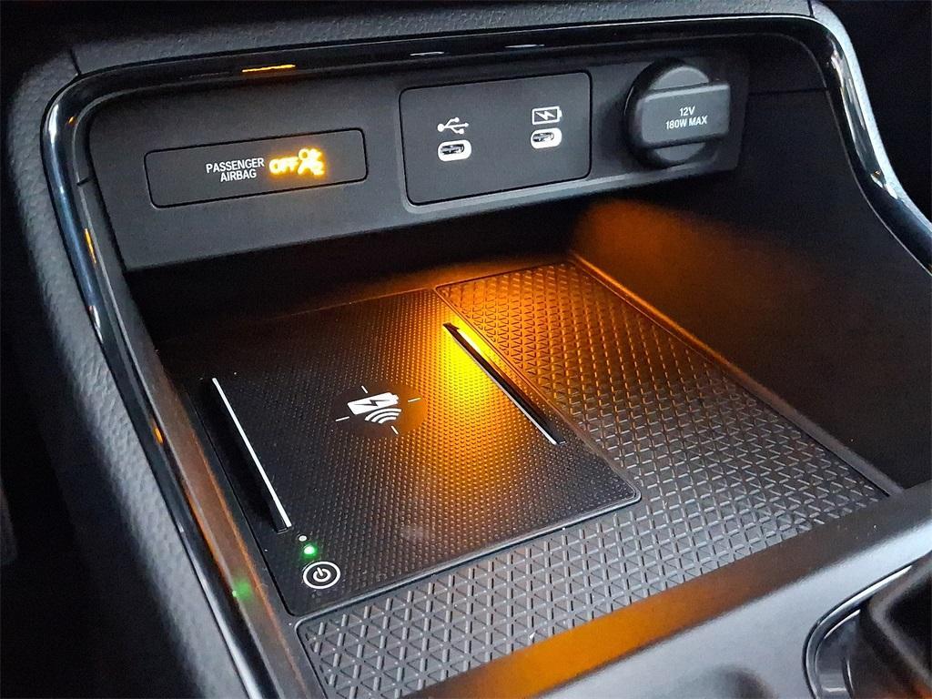 new 2026 Honda CR-V Hybrid car, priced at $40,705