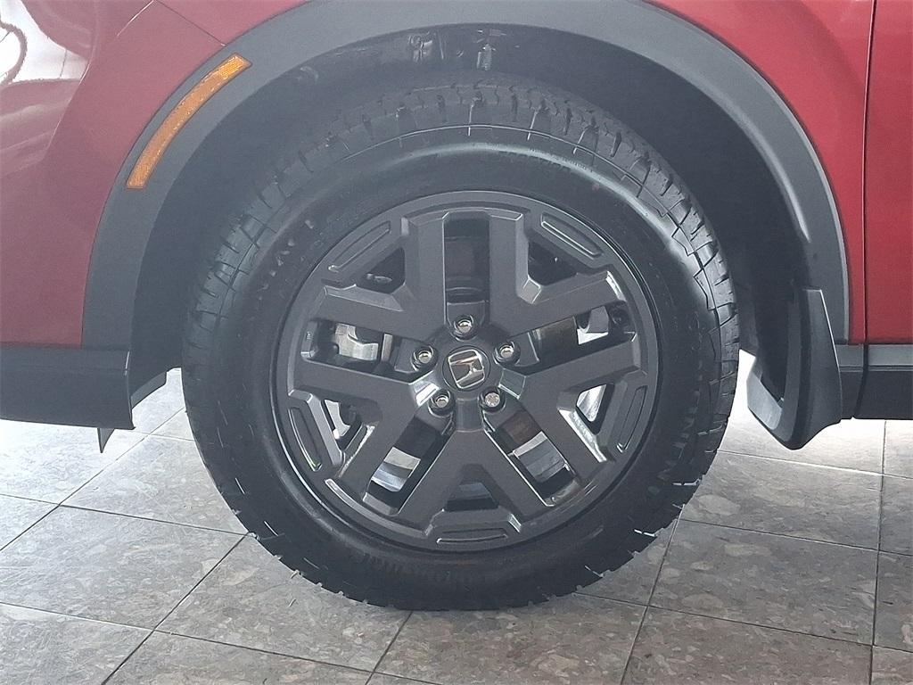 new 2026 Honda CR-V Hybrid car, priced at $40,705