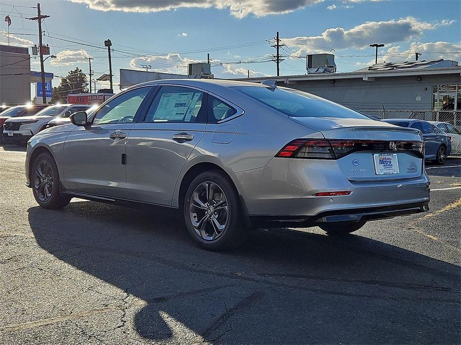 new 2024 Honda Accord Hybrid car