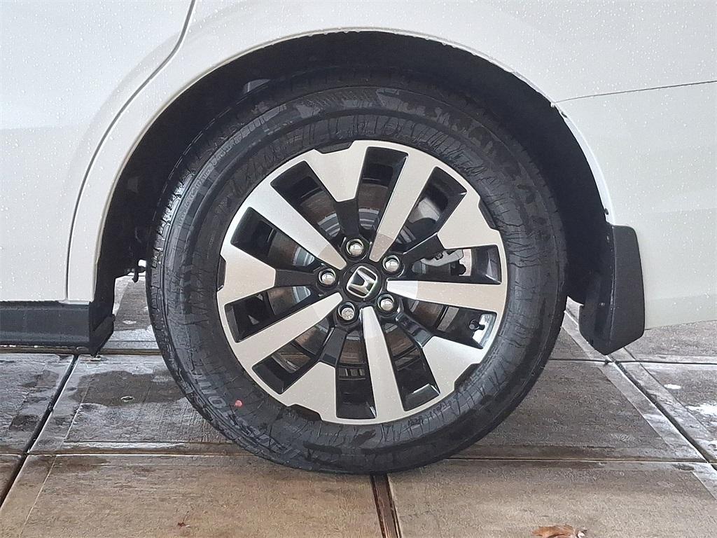 new 2026 Honda Odyssey car, priced at $45,110