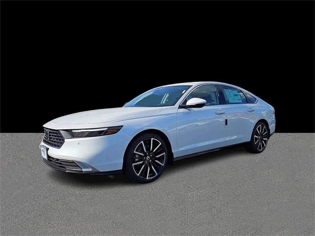 new 2025 Honda Accord Hybrid car