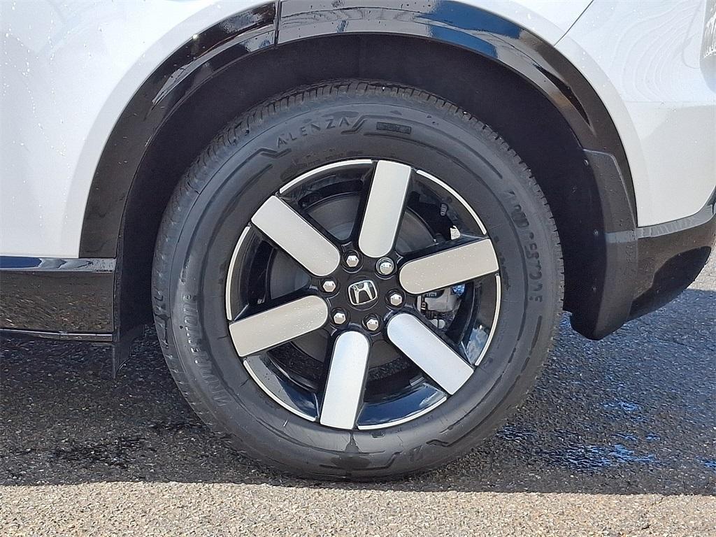 new 2025 Honda Prologue car, priced at $56,605