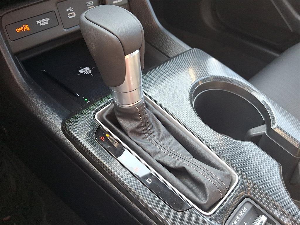 new 2025 Honda Civic Hybrid car, priced at $33,100