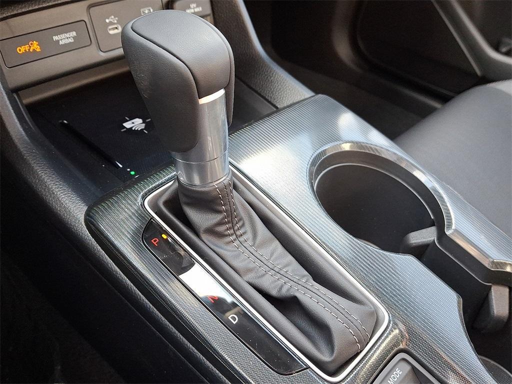 new 2025 Honda Civic Hybrid car, priced at $33,100