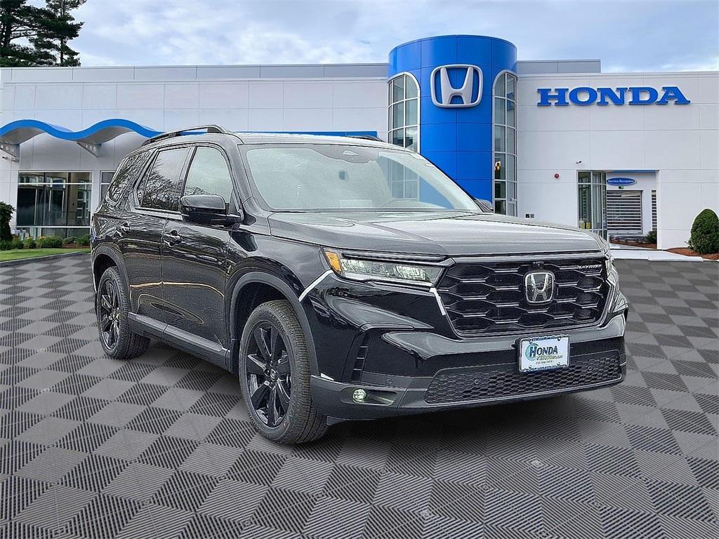 new 2025 Honda Pilot car, priced at $56,075
